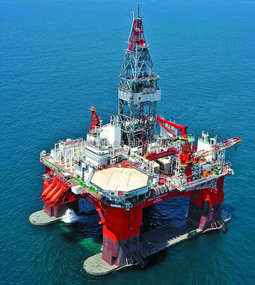 Платформа по разработке нефтяных месторождений на море компании ZX