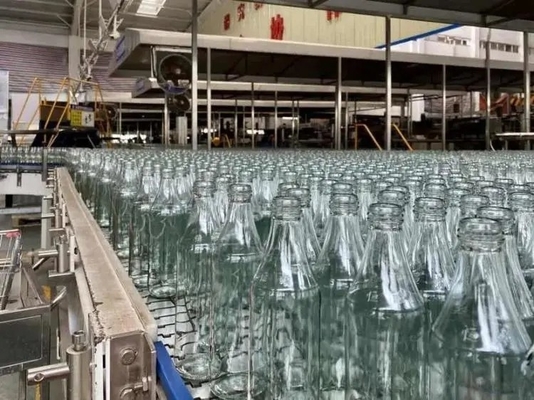Линия производства бутылок для напитков из стеклянных бутылок Coca Cola